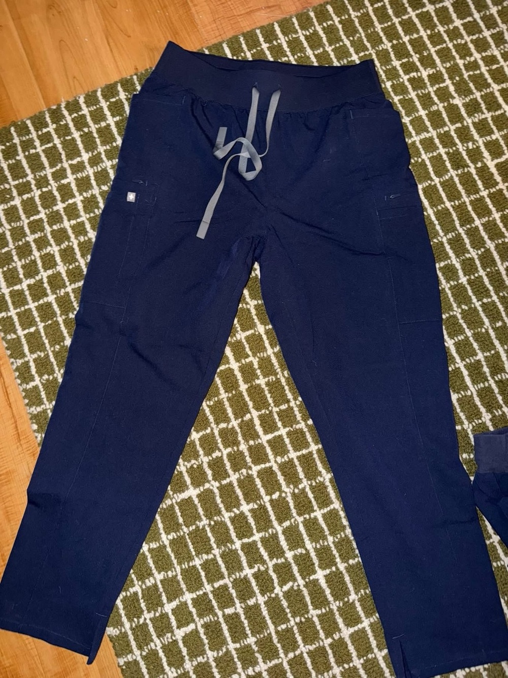 Figs Mayfair High Waisted - Skinny Tapered Navy blue scrub pants